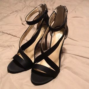 4” black Vince Camuto heels
